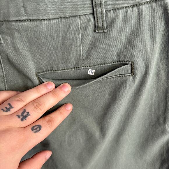 Anne Klein Jeans Size 4 Green Denim Casual Shorts with Pockets - Picture 6 of 11